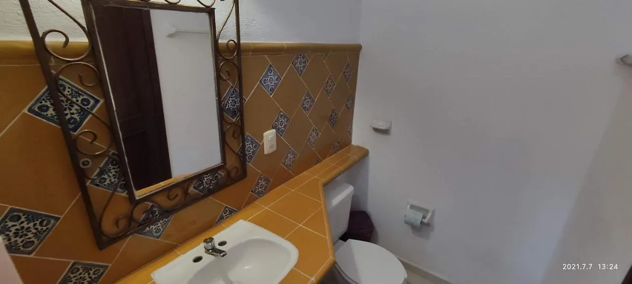 Alux Rooms Playa del Carmen Estalagem